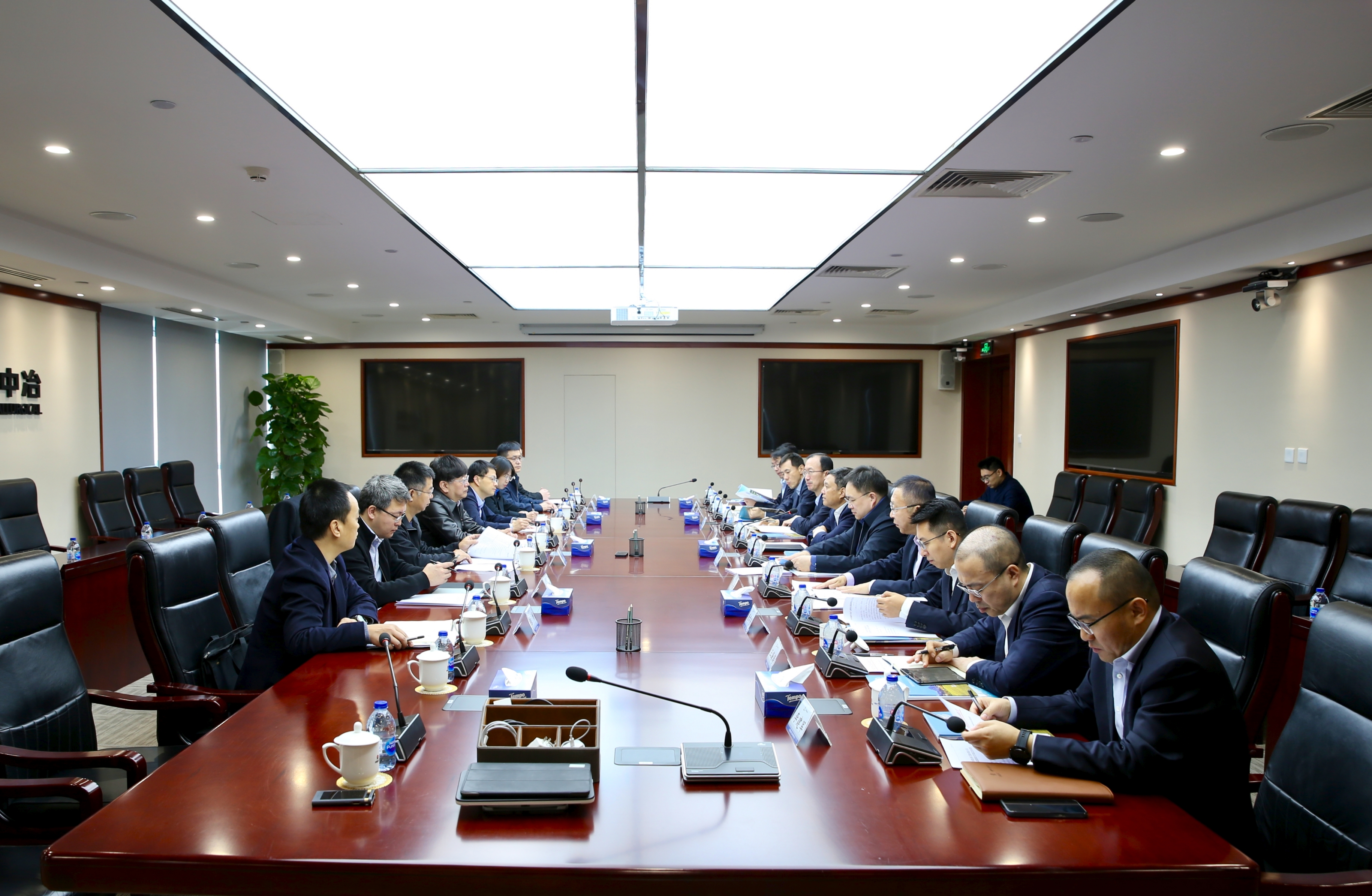 交流座谈会现场